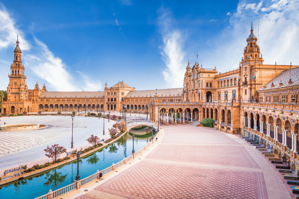 Academia de Correos en Sevilla